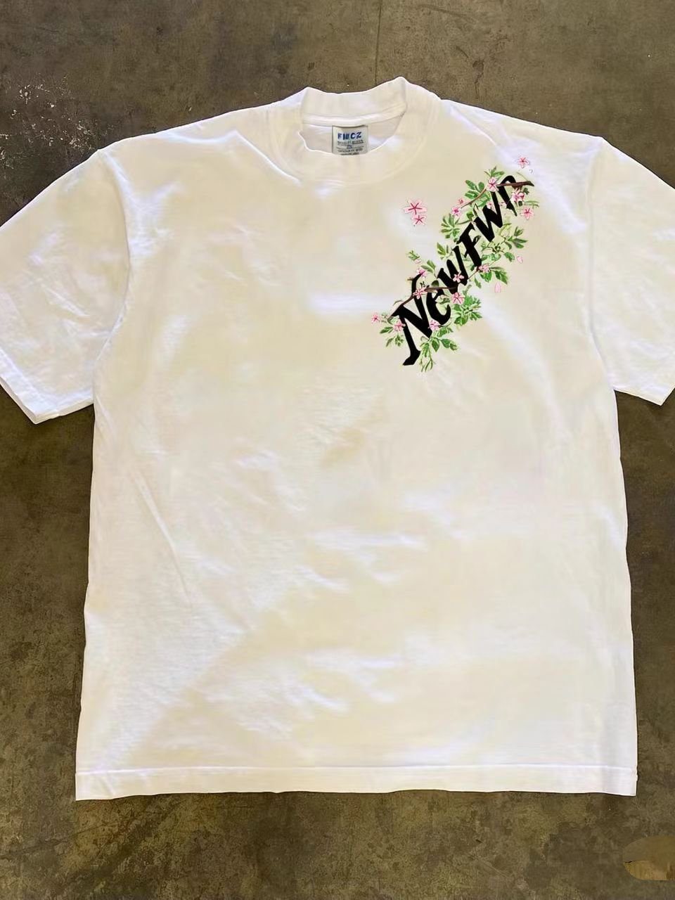 Футболка с коротким рукавом в  – обзор и цена Streetwear Brand Flower
